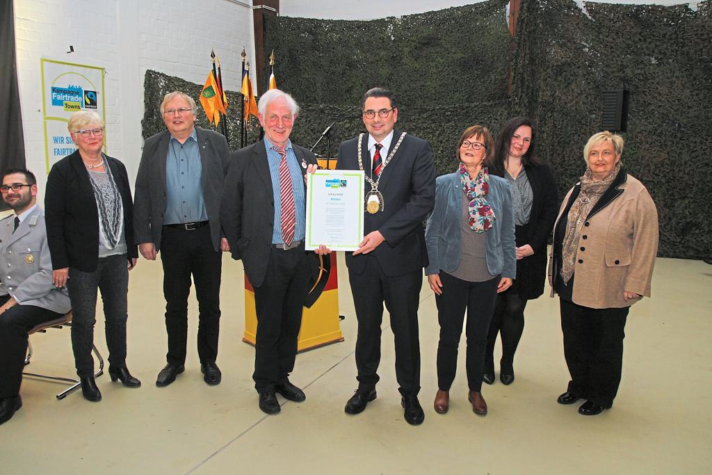 Foto: Verleihung der Fairtrade-Urkunde an die Stadt Ahlen am 15. Januar 2018