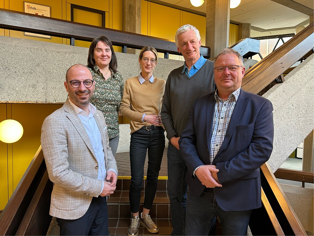 Tauschten sich aus über den Sport in Stadt und Kreis: (v.l.) Matthias Harman, Brigga Kazmierczak (Schul- und Sportamt), Stephanie Kosbab, Christof Kelzenberg, Helmut Jürgenschellert