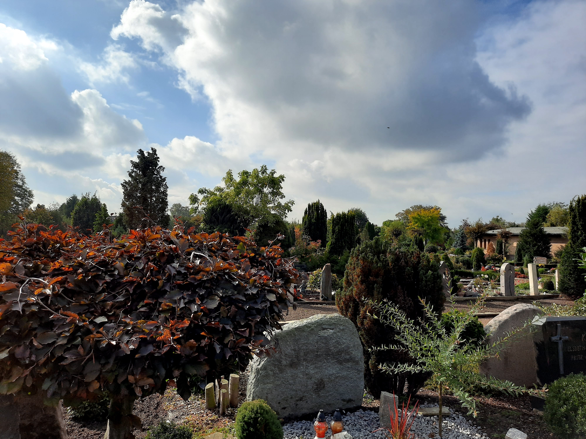 Foto: Gräber auf dem Friedhof in Vorhelm