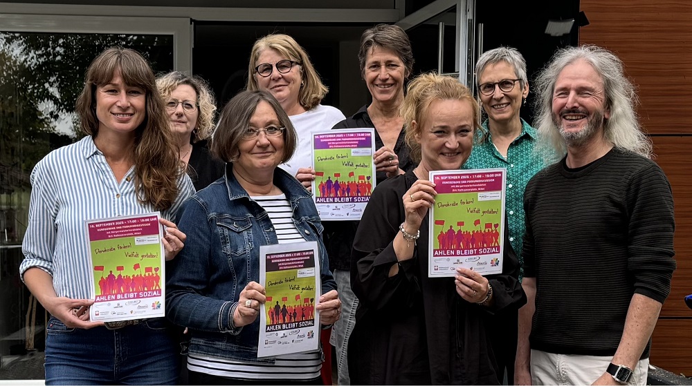 Foto: Gruppenfoto Aufruf zur Kundgebung "Ahlen bleibt sozial!"