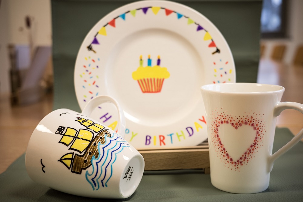 Foto: Porzellanmalerei in der FBS Ahlen