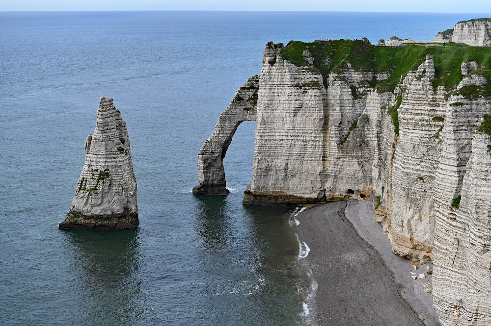 Foto: Felsenküste am Meer