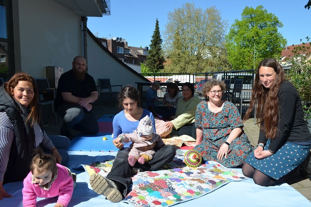 Einweihung der Kinderspielecke in der Schuhfabrik
