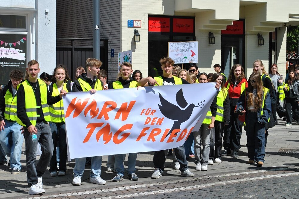 Ge(h)denken zum Kriegsende diesmal ein „Warntag für den Frieden“
