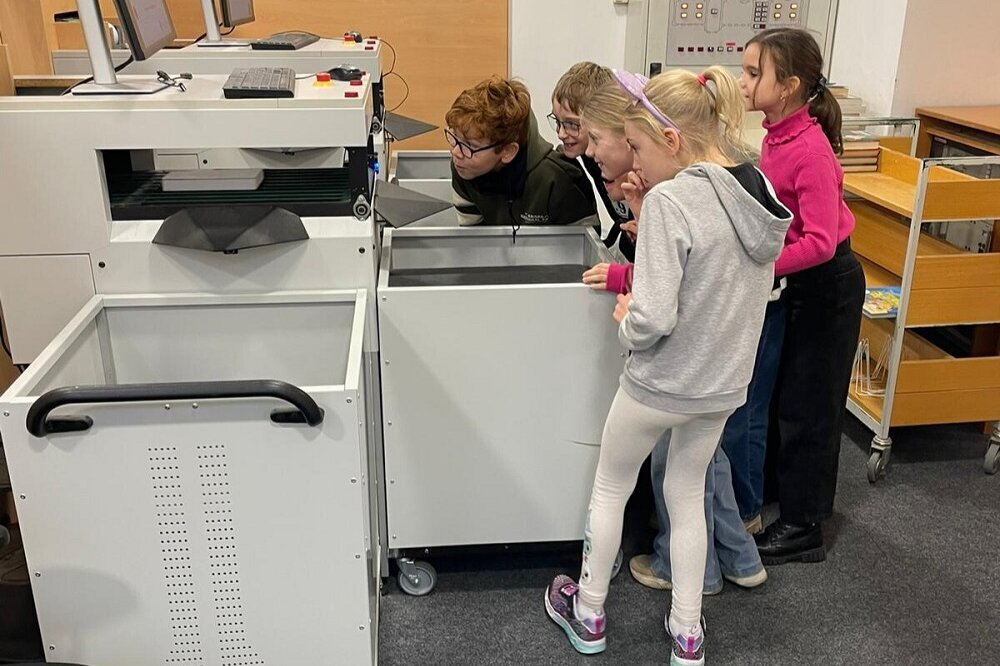 Auf Spurensuche zwischen Regalen und Geschichten