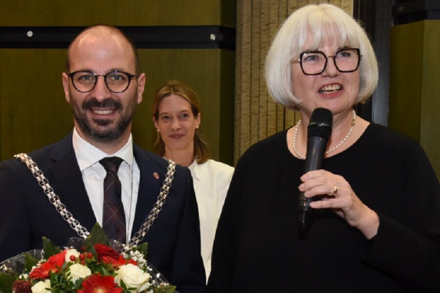 Matthias Harman tritt Amt als Bürgermeister von Ahlen an