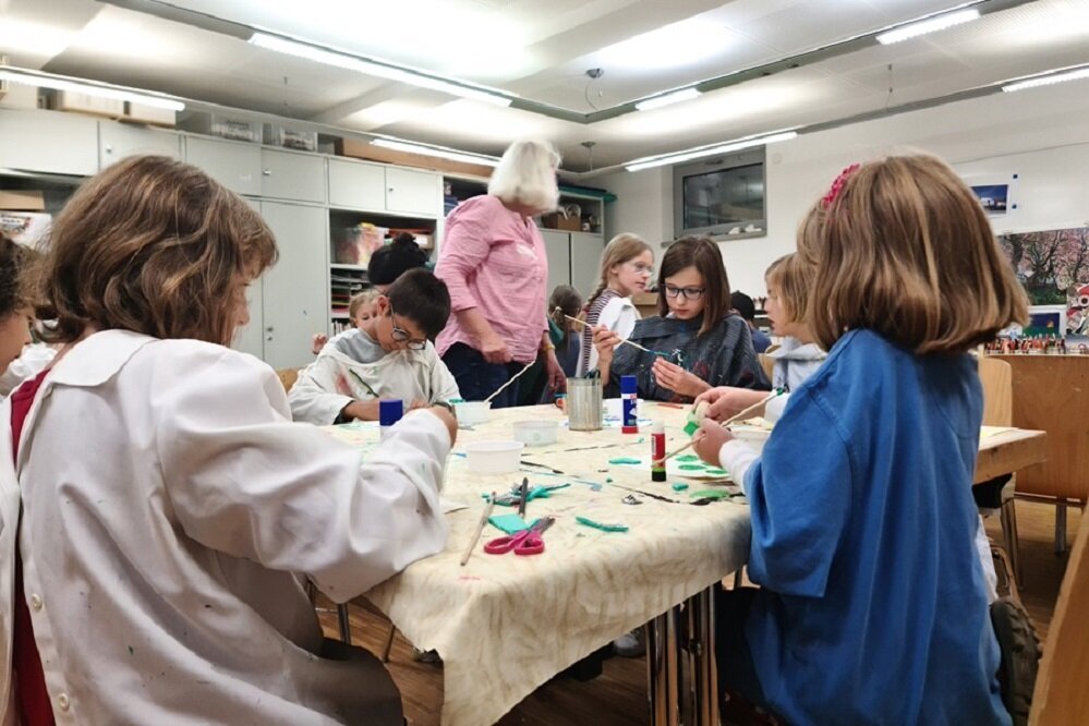 DOHE Educa 3D Geometrie Formen Set | 7 Transparente Körper | Mathematik Lernspiel Ab 6 Jahren