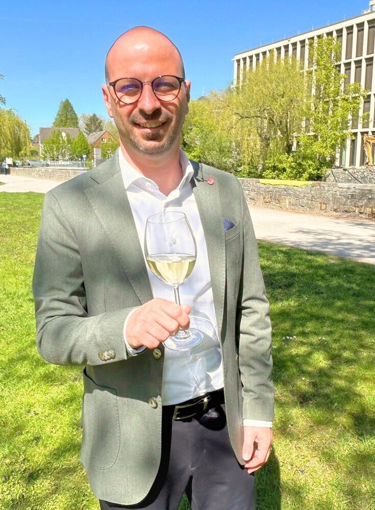Matthias Harman freut sich auf das Schlemmen am Werseufer.