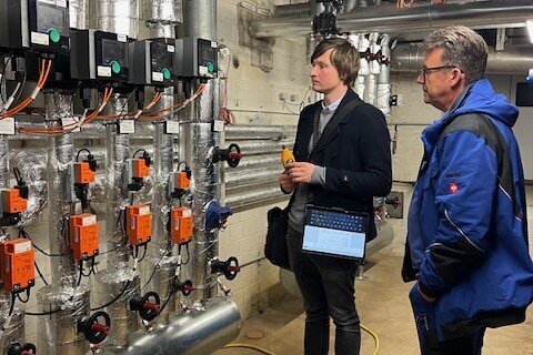 Heizung richtig einstellen: Stadt prüft Energieeinsparpotenziale an Schulen