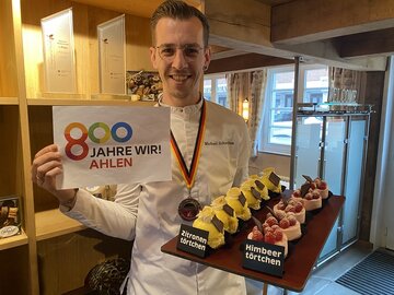 Michael Schardien (32), verheiratet, 2 Kinder, 1 Hund; Beruf: gelernter Koch und Konditormeister