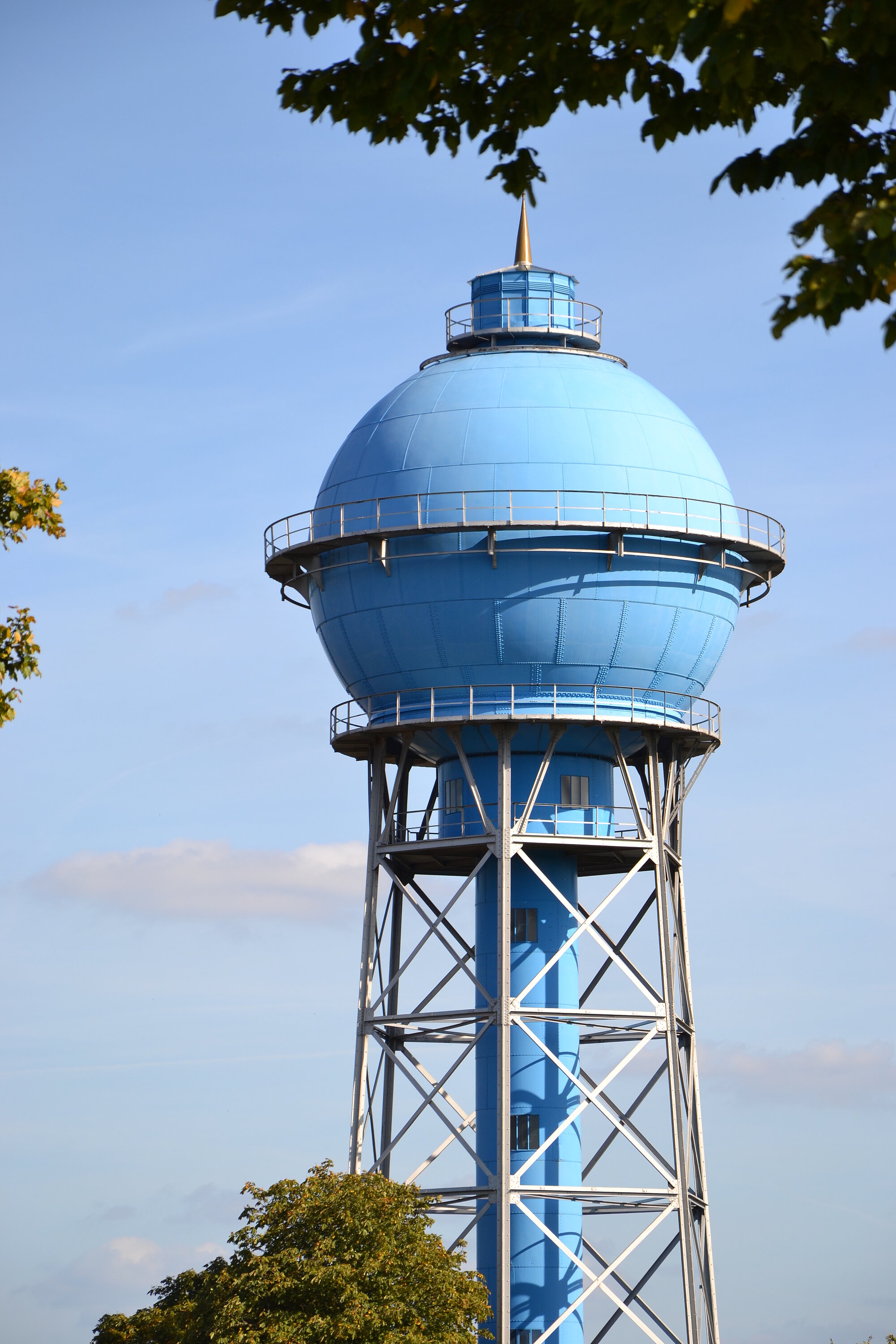 Foto: Der Wasserturm an der Guissener Straße