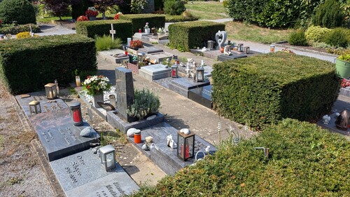 Foto: Urnenreihengrab auf dem Westfriedhof