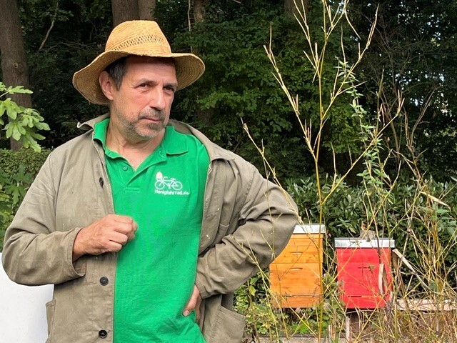 Foto: Jörg Eberschneider mit Strohhut