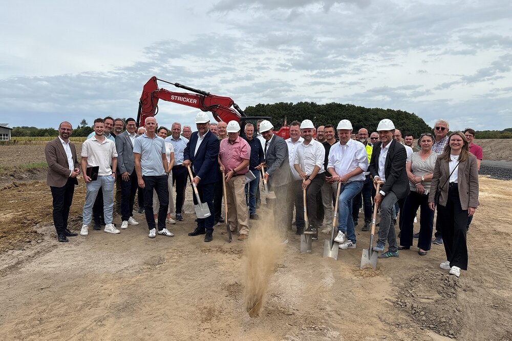 Spatenstich markiert Start für das Gewerbegebiet Ostdolberg 