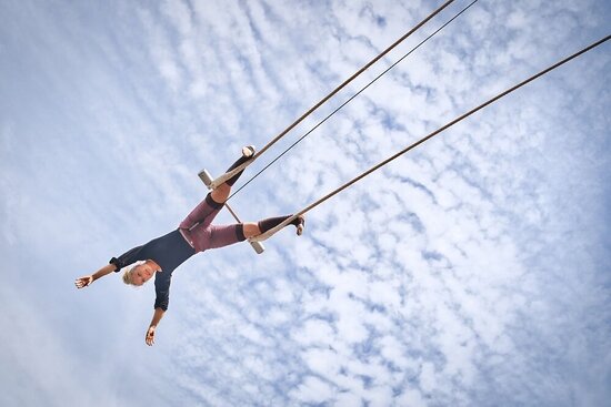 Foto: Circus unARTig mit "Curtain Call"