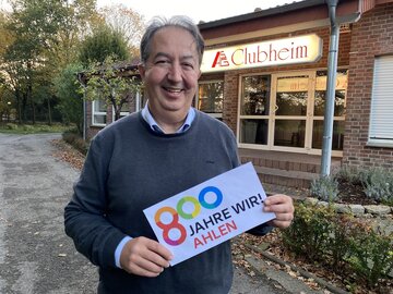 Adem Türkoglu (56), verheiratet, 3 Kinder; er kam mit acht Jahren (1976) aus der Bergbaustadt Zonguldak/Eregli zu seinen Eltern nach Ahlen